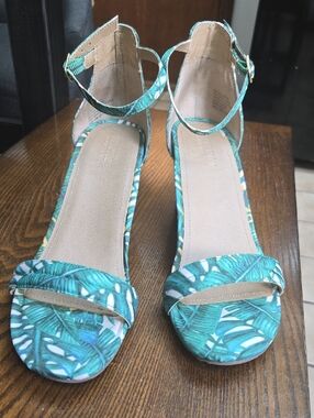 Reaction Kenneth Cole Teal Leaf Print Ankle-Strap Heels